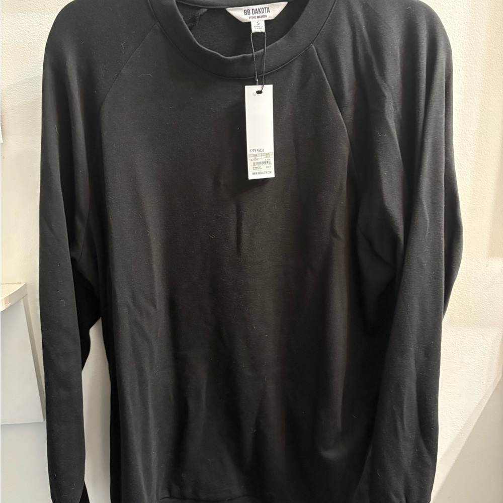 BB Dakota Black Long Sleeve Long Sweatshirt